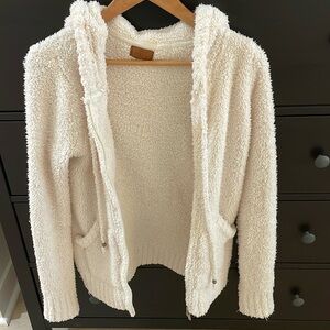 White Fuzzy Sweatshirt size M